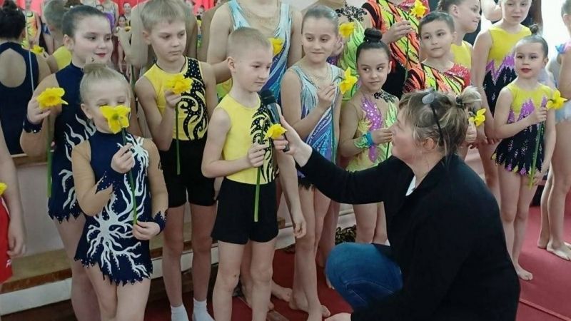 Самые трогательные соревнования в году «Мамины маргаритки» прошли на этой неделе в СШ №2